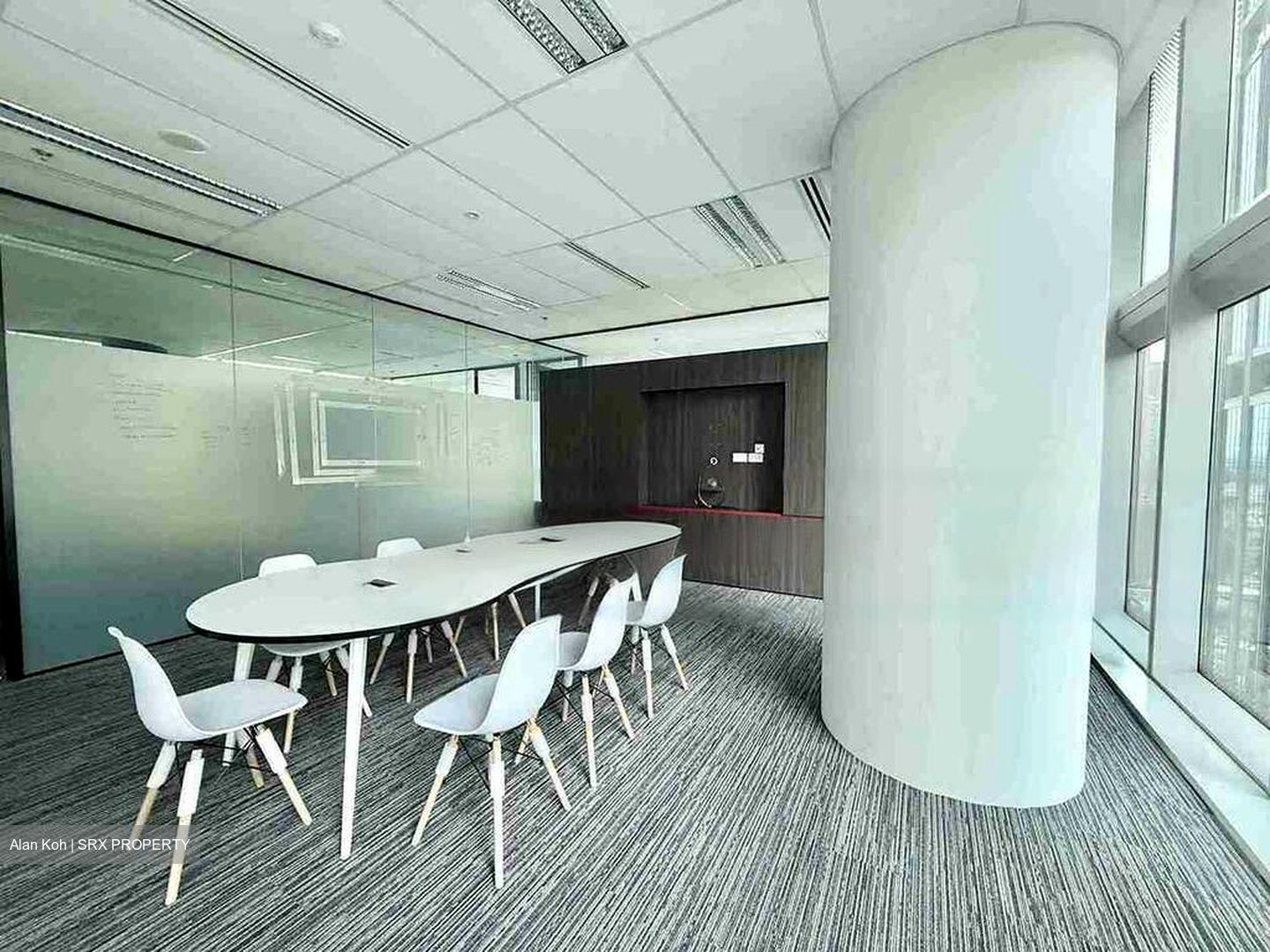 UIC Building (D1), Office #450989791